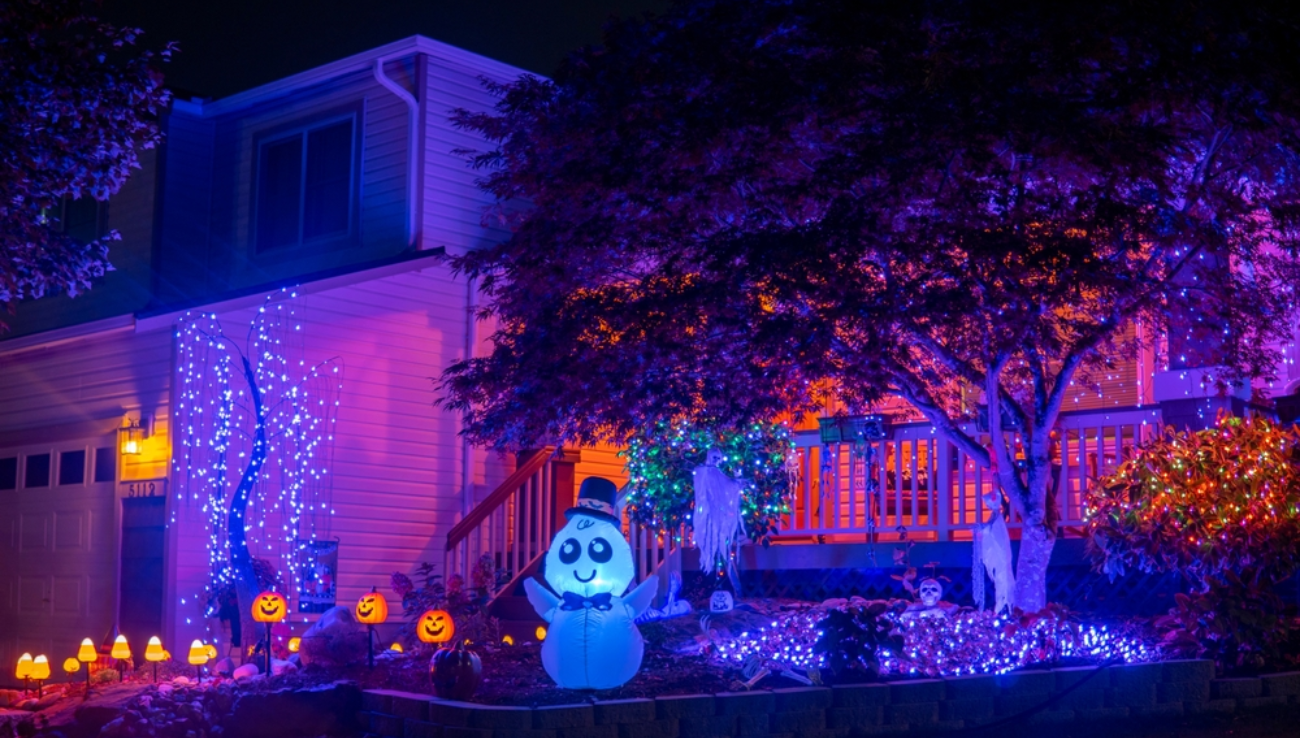 outdoor Halloween Lighting